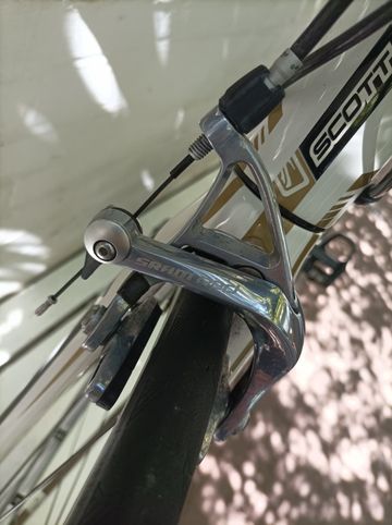 Used Scott Addict R3 2011 Road & Gravel, White — image 13 of 23