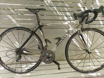 Used Scott Addict R3 2011 Road & Gravel, White — image 18 of 23