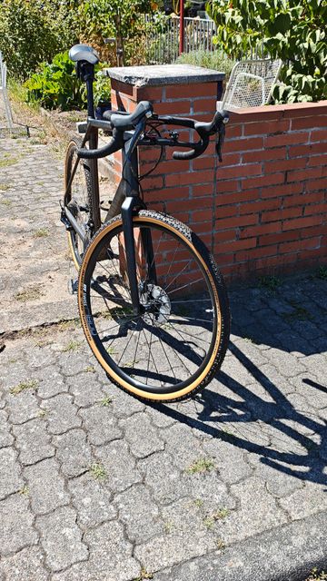 Canyon Grail CF SL 8.0 2018 2018 Road & Gravel usato, Nero — immagine 2 di 7