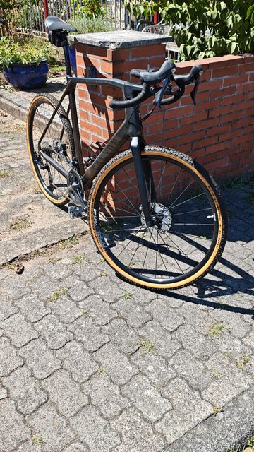 Canyon Grail CF SL 8.0 2018 2018 Road & Gravel usato, Nero — immagine 3 di 7