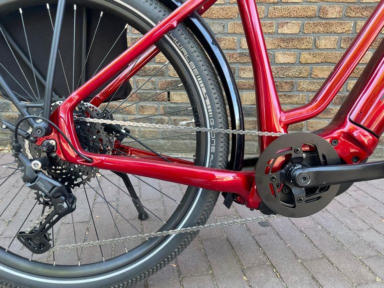 Trek Allant+ 7 Lowstep 2024 2024 Urban usato, Rosso — immagine 4 di 5