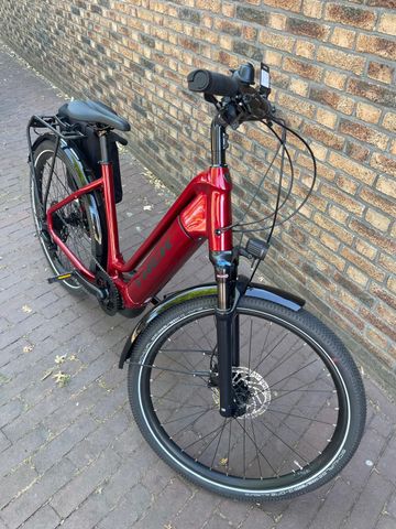 Used Trek Allant+ 7 Lowstep 2024 2024 Urban, Red — image 3 of 5