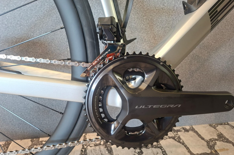 Gebrauchtes BMC Roadmachine 01 FOUR 2024 2024 Road & Gravel, Hellgrau — Bild 6 von 6