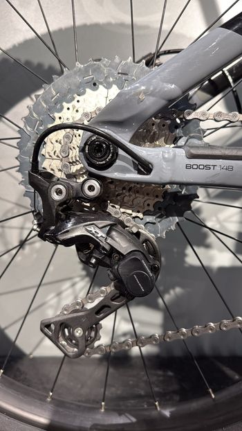 Brugt Trek Powerfly LT 7 Plus 2019 2019 Mountainbike — billede 4 af 11