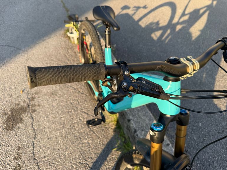 Brugt YT Industries Capra CORE 4 (NT) 29 2023 2023 Mountainbike — billede 3 af 6