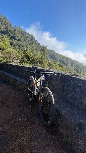 Brugt Orbea OIZ M30 2025 2025 Mountainbike — billede 6 af 7