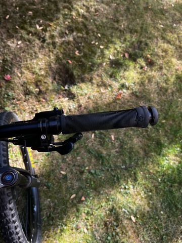 Trek Fuel EX 5 27.5 Plus 2018 2018 Mountainbike usato, Rosso — immagine 21 di 33
