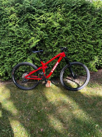 Trek Fuel EX 5 27.5 Plus 2018 2018 Mountainbike usato, Rosso — immagine 2 di 33