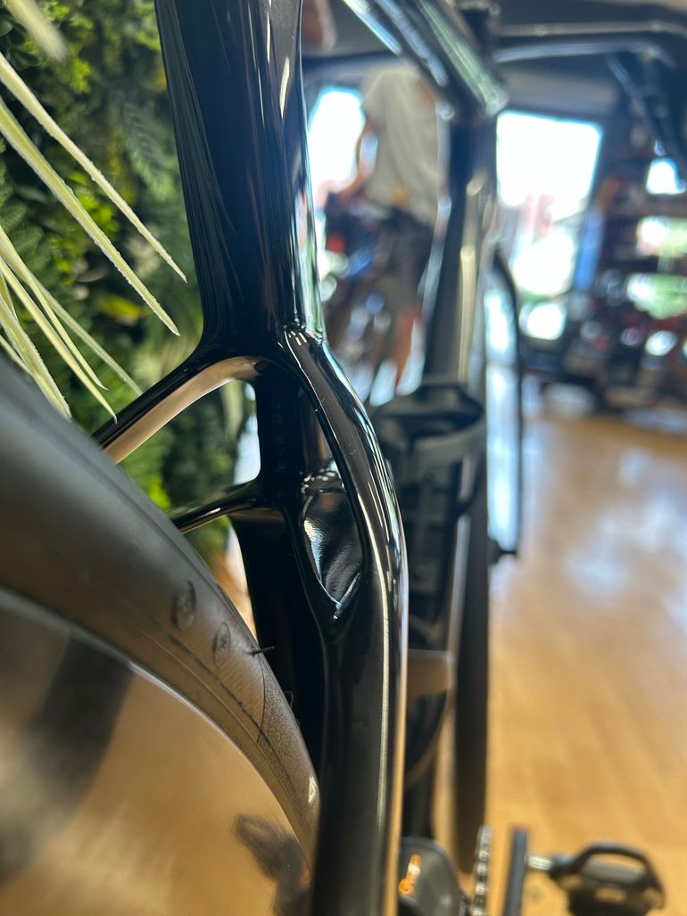 Used Seka Custom Shimano Dura Ace Di2 2026 Road & Gravel, Light Gray — image 3 of 6