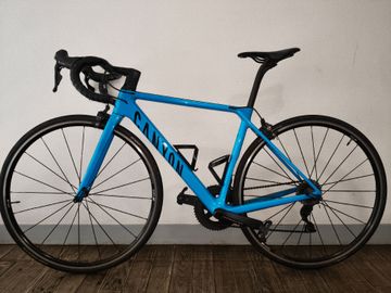 Used Canyon Ultimate CF SL 8 2022 2022 Road & Gravel, Blue — image 2 of 5