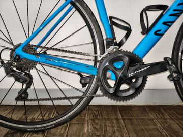 Used Canyon Ultimate CF SL 8 2022 2022 Road & Gravel, Blue — image 3 of 5
