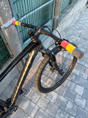 Gebrauchtes Trek Procaliber 9.5 2023 2023 Mountainbike, Schwarz, 29 — Bild 5 von 7
