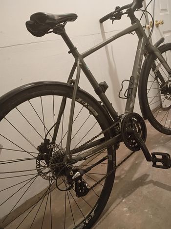 Used Giant Escape Disc 2 2025 2025 Urban, Black — image 4 of 4