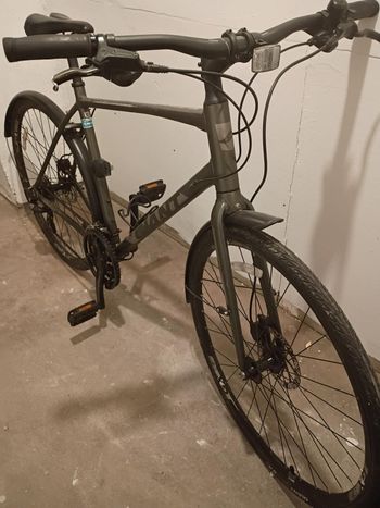 Used Giant Escape Disc 2 2025 2025 Urban, Black — image 3 of 4