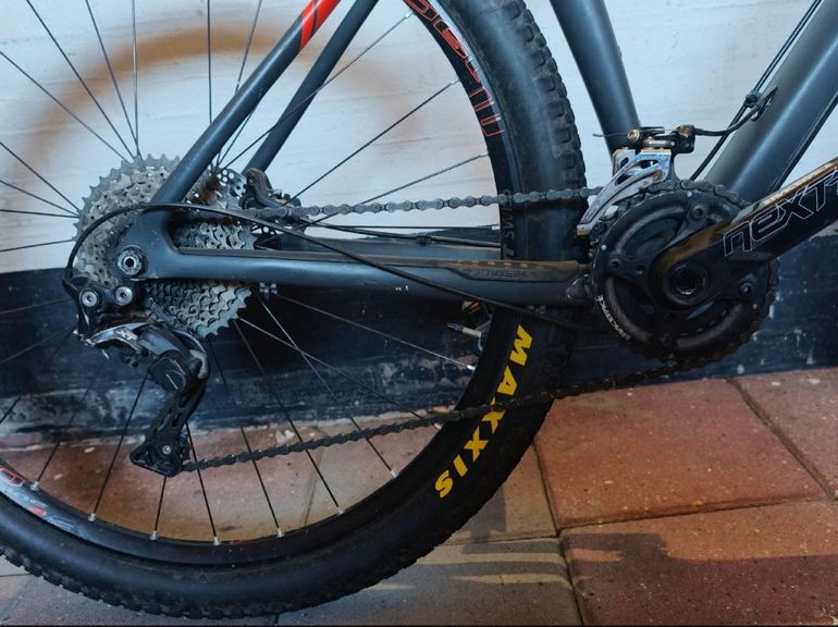 Trek Procaliber 9.7 2018 2018 Mountainbike usato, Grigio chiaro — immagine 3 di 4