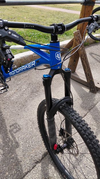 Używany Mondraker SUPERFOXY 2024 2024 Mountainbike — zdjęcie 3 z 4