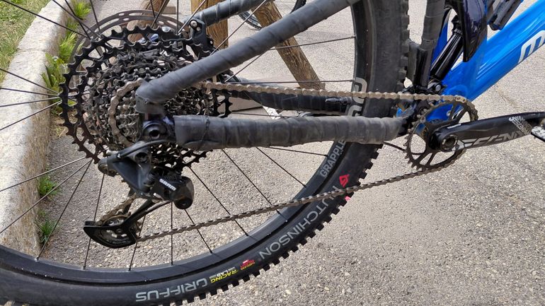 Używany Mondraker SUPERFOXY 2024 2024 Mountainbike — zdjęcie 4 z 4