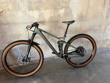 Brugt Cube Stereo ONE22 HPC TM 29 2023 Mountainbike — billede 2 af 9