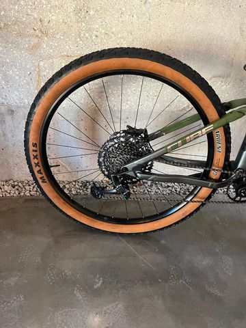 Brugt Cube Stereo ONE22 HPC TM 29 2023 Mountainbike — billede 8 af 9