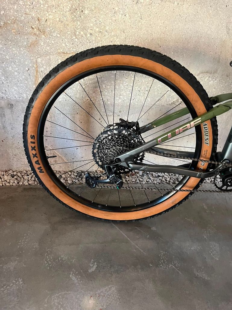 Brugt Cube Stereo ONE22 HPC TM 29 2023 Mountainbike — billede 8 af 9