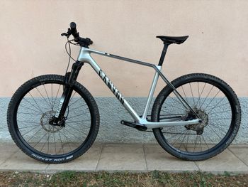 Käytetty Canyon Exceed CF 5 2022 2022 MTB