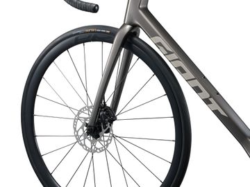 Tweedehands Giant TCR Advanced 2 2026 2026 Road & Gravel — afbeelding 4 van 12