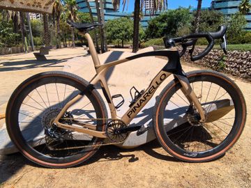 Used Pinarello Grevil SRAM Force eTap AXS 2023 Road & Gravel
