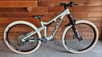 Used Focus JAM 6.9 2022 2022 Mountainbike, White, 29 — image 2 of 9