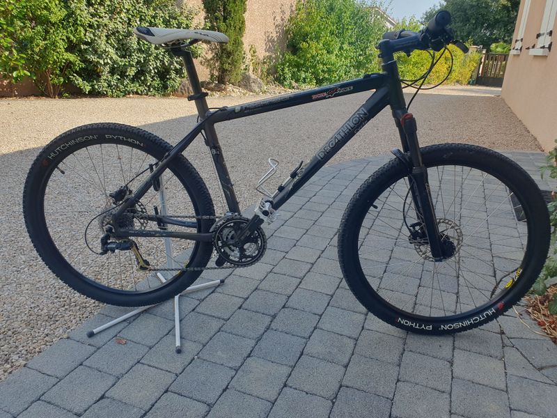 DECATHLON Rockrider 8.1 2014 MTB d'occasion