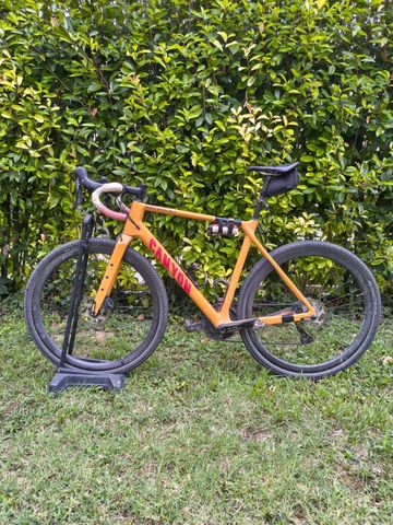 Canyon Grizl CF SL 7 2023 2023 Road & Gravel usato, Arancione — immagine 2 di 8