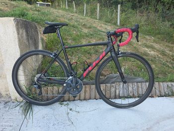 Używany Fuji SL 1.1 2018 2018 Road & Gravel