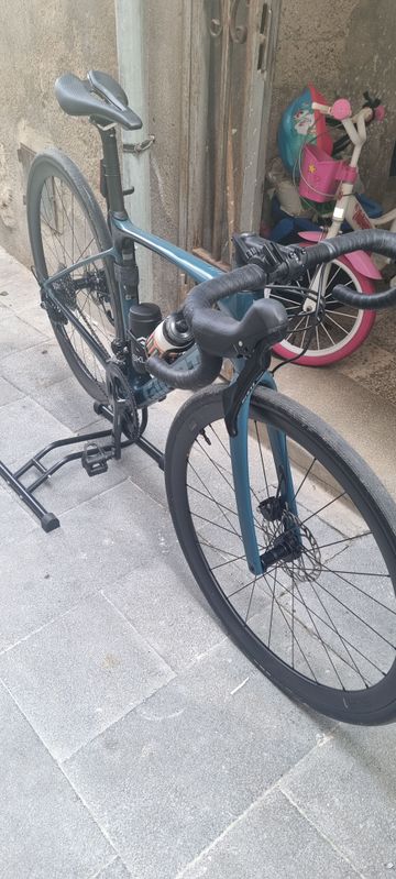 Used giant defy Advanced 2023 Road & Gravel, Blue — image 4 of 5