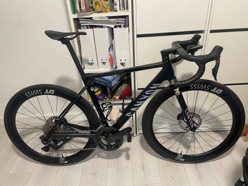 Tweedehands Canyon Ultimate CF SLX 8 Di2 2024 2024 Road & Gravel