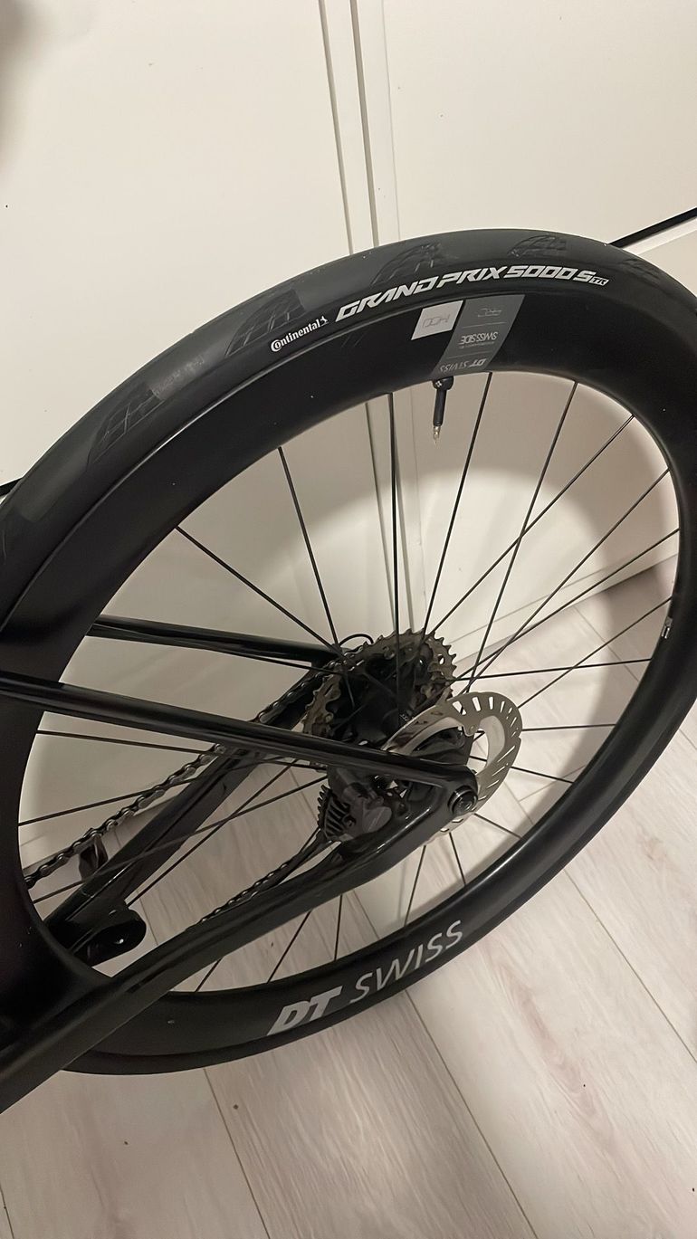 Brugt Canyon Ultimate CF SLX 8 Di2 2024 2024 Road & Gravel — billede 4 af 7