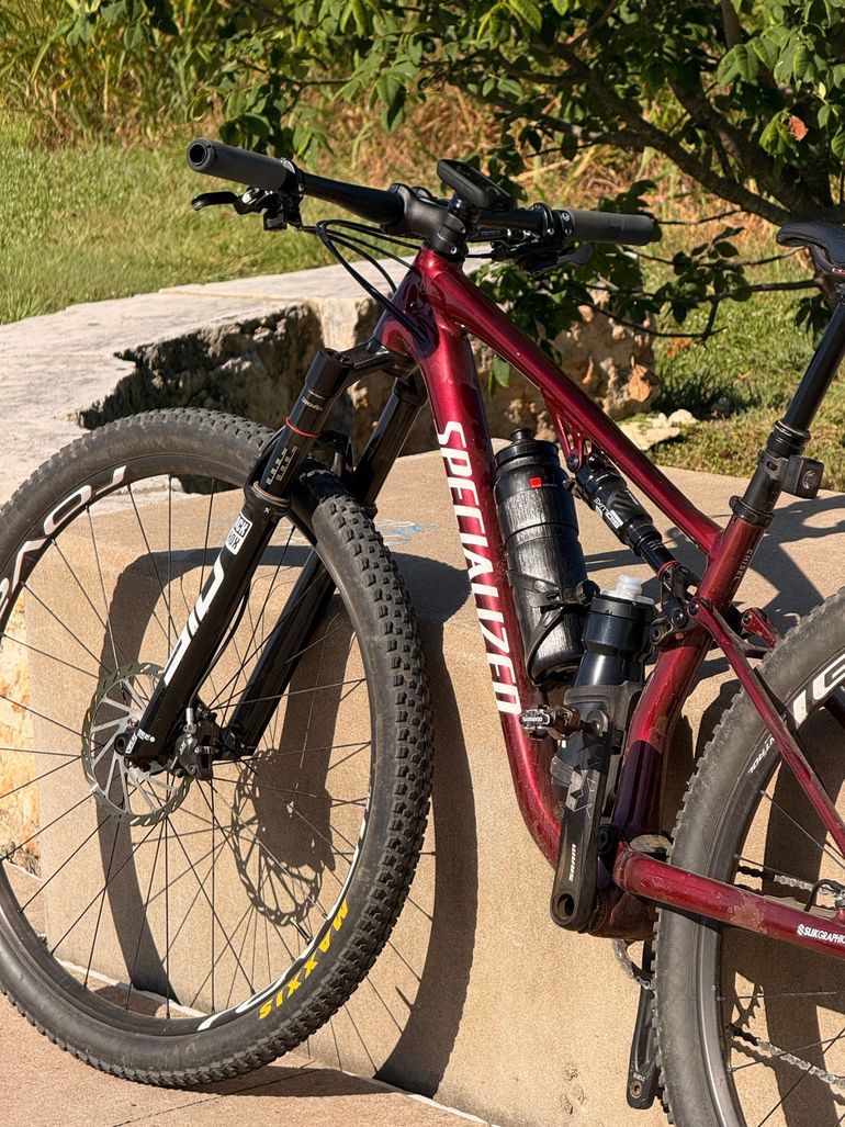 Used Specialized Chisel 2025 2025 Mountainbike, Red, 29 — image 2 of 6