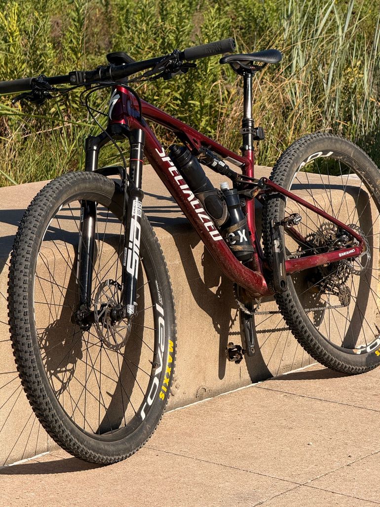 Used Specialized Chisel 2025 2025 Mountainbike, Red, 29 — image 4 of 6