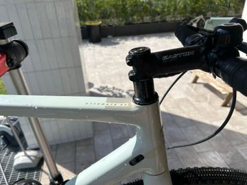 Santa Cruz Stigmata Rival / Carbon CC 2019 2019 Road & Gravel usato, Bianco — immagine 5 di 5