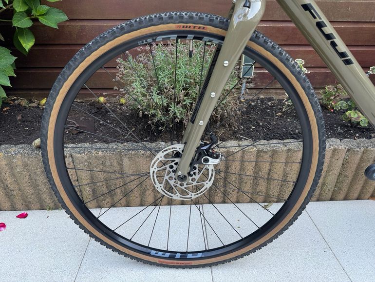 Fuji Jari 1.5 2022 2022 Road & Gravel usato, Verde — immagine 2 di 17