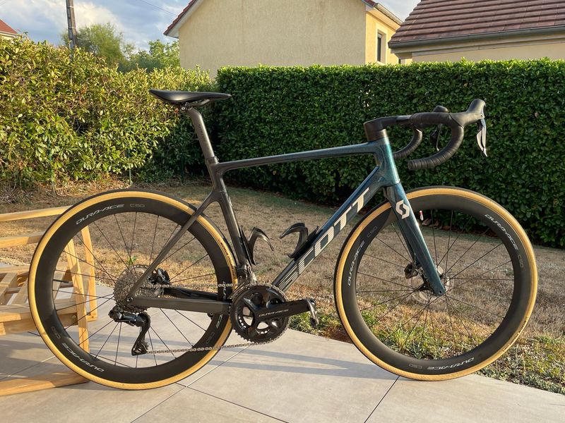 Used Scott Addict RC Pro 2023 2023 Road & Gravel