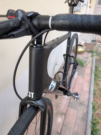 3T Exploro RaceMax BOOST Dropbar 2023 2023 Road & Gravel usato, Nero — immagine 2 di 14