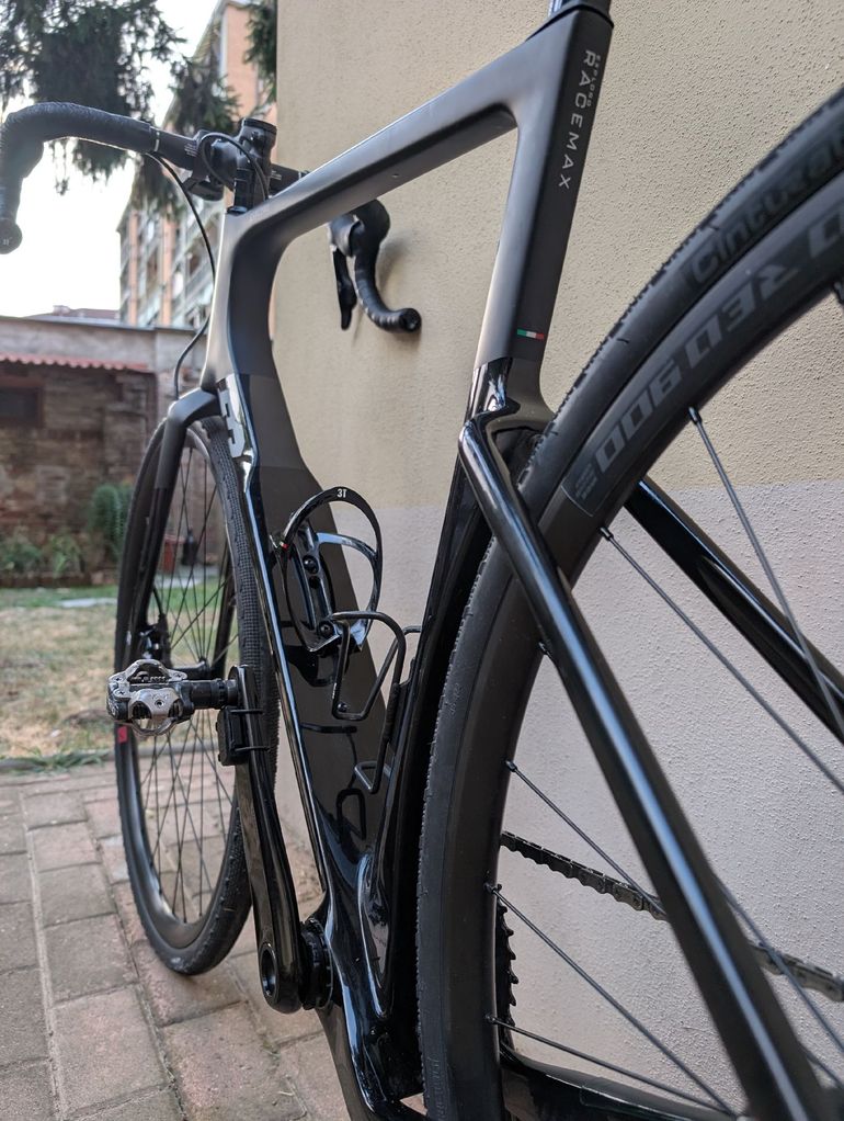 3T Exploro RaceMax BOOST Dropbar 2023 2023 Road & Gravel usato, Nero — immagine 7 di 14