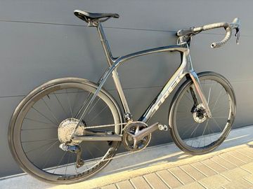 Used Trek Domane SLR 7 2022 2022 Road & Gravel