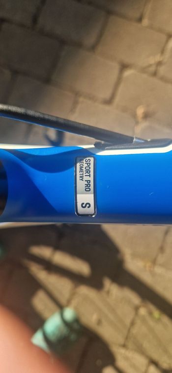 Brugt Canyon Ultimate CF SL 8.0 Di2 2019 2019 Road & Gravel — billede 8 af 12