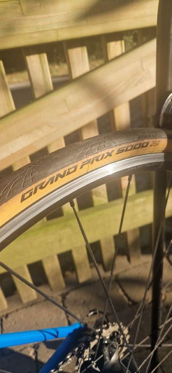 Brugt Canyon Ultimate CF SL 8.0 Di2 2019 2019 Road & Gravel — billede 10 af 12