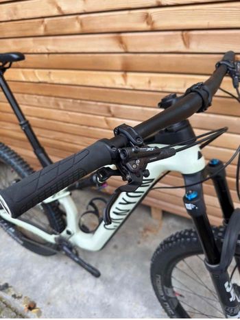 Canyon Neuron CF 9 2022 2022 Mountainbike usato, Bianco — immagine 4 di 6