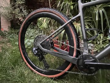 Megamo WEST AXS 05 2022 2022 Road & Gravel usato, Grigio chiaro — immagine 3 di 10