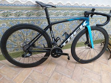Used Trek Émonda SLR 6 eTap 2022 2022 Road & Gravel