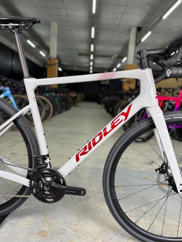Ridley Grifn 2023 2023 Road & Gravel de segunda mano, Blanco — imagen 9 de 22