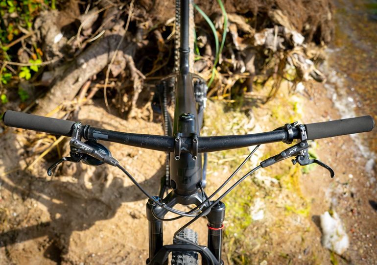 Gebrauchtes CUBE ELITE C:62, ONE 2024 2024 Mountainbike, Schwarz, 29 — Bild 4 von 9