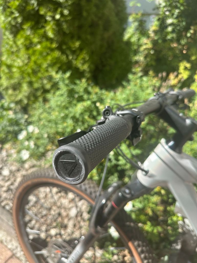 Używany CUBE REACTION C:62 PRO 2022 2022 Mountainbike — zdjęcie 6 z 17